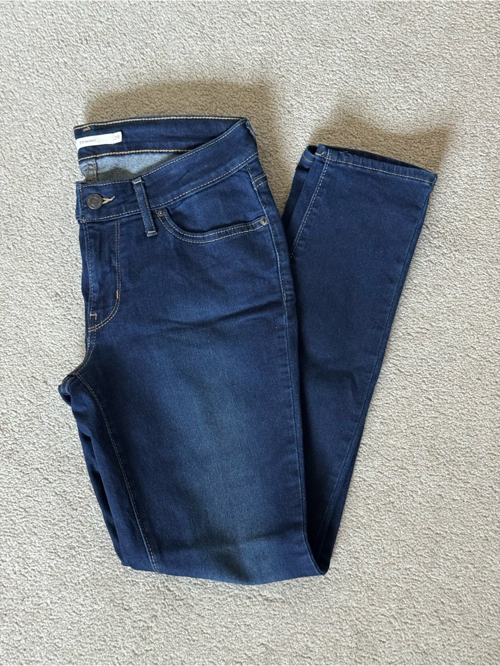 Levi’s 711 Women’s Dark Blue Skinny Stretch Jeans 29